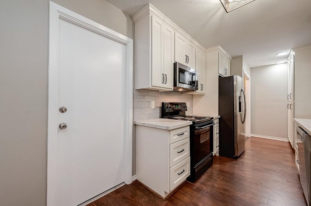 2811 Blueberry Ln, Pasadena TX 77502-5446 exterior