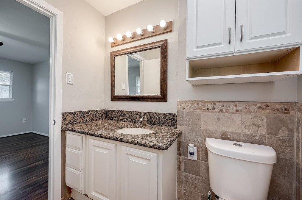 2811 Blueberry Ln, Pasadena TX 77502-5446 exterior