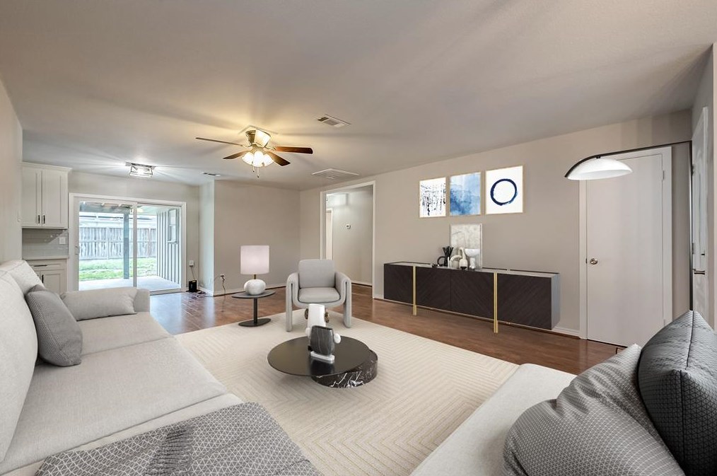 2811 Blueberry Ln, Pasadena TX 77502-5446 exterior