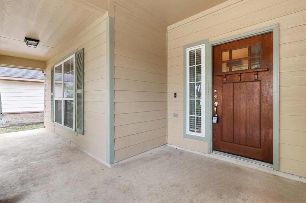 5626 Valley Scene Way, Spring TX  77379-4962 exterior