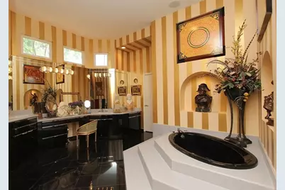 2726 N Southern Oaks Drive, Houston, TX 77068 - Photo 17