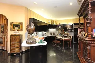 2726 N Southern Oaks Dr, Houston, TX 77068 - Photo 9