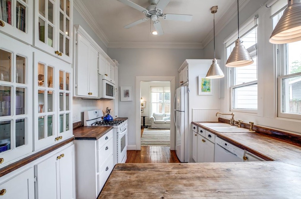 302 13 St, Houston TX  77008-7145 exterior