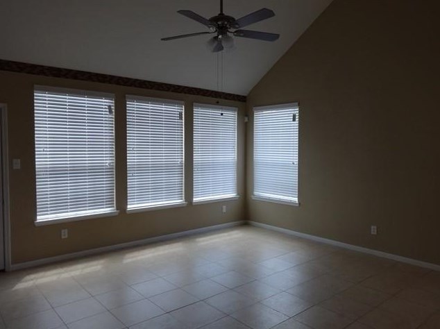 7906 Eastpoint Blvd, Baytown TX  77521-9865 exterior