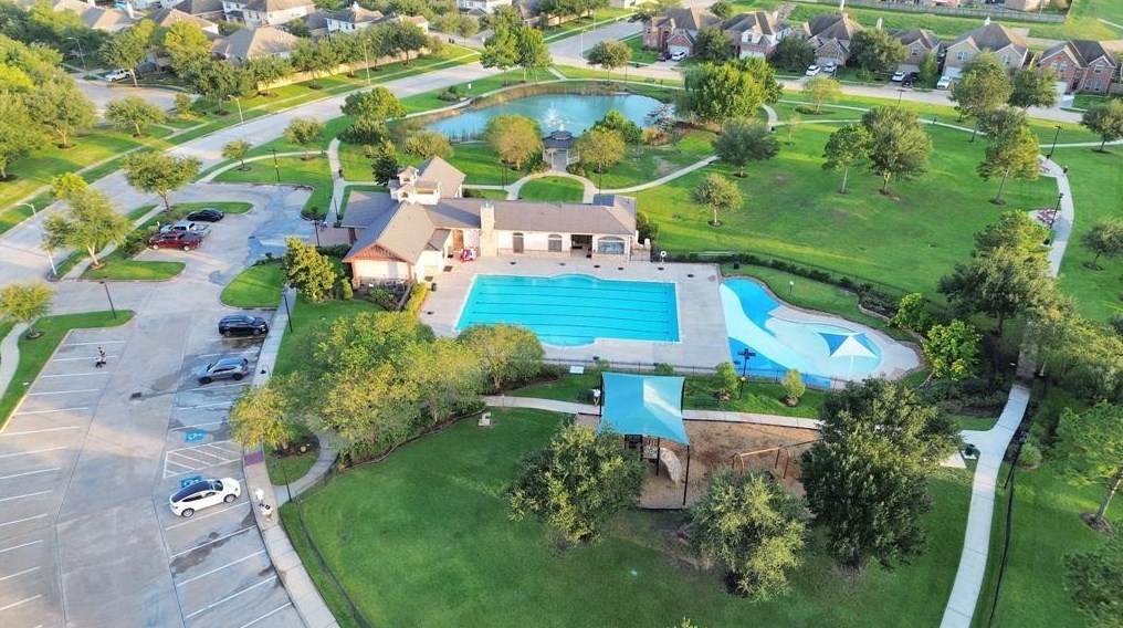 26639 Richwood Oaks Dr, Katy TX  77494-0312 exterior