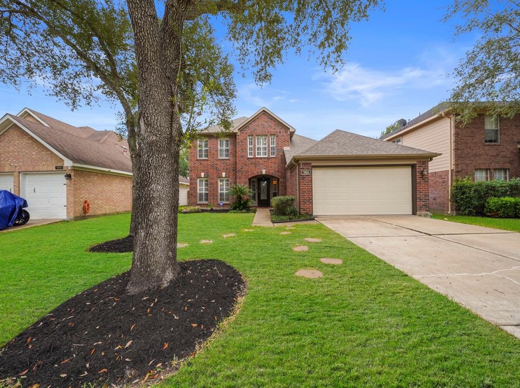 11823 Pedernales Falls Ln, Sugar Land TX  77498-4618 exterior