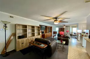 102 Redfish Dr, Freeport, TX 77541 - Photo 9