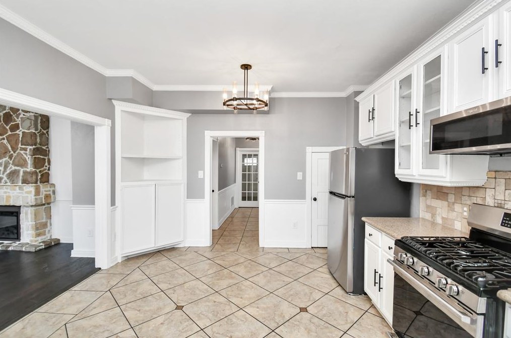 2120 Fulton St, Houston TX  77009-8131 exterior