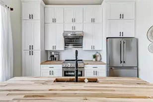 1395 Keith Ave, Gilchrist, TX 77617 - Photo 19