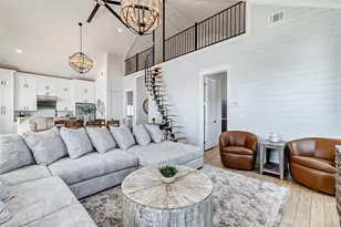 1395 Keith Ave, Gilchrist, TX 77617 - Photo 23