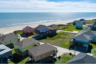 974 S Stingaree Drive, Crystal Beach, TX 77650 - Photo 33