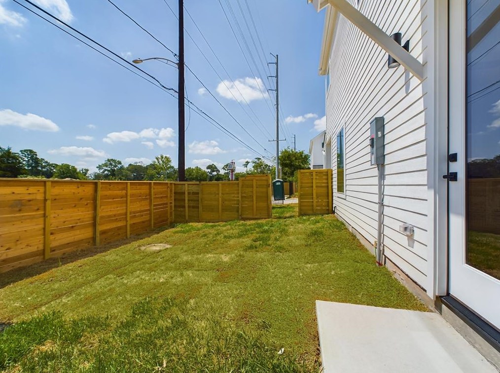 6327 Wheatley St, Houston TX  77091-3126 exterior