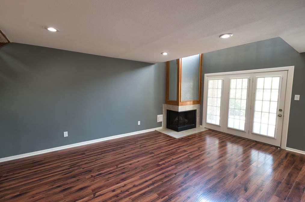 16212 Seahorse Dr, Houston TX  77062-6217 exterior