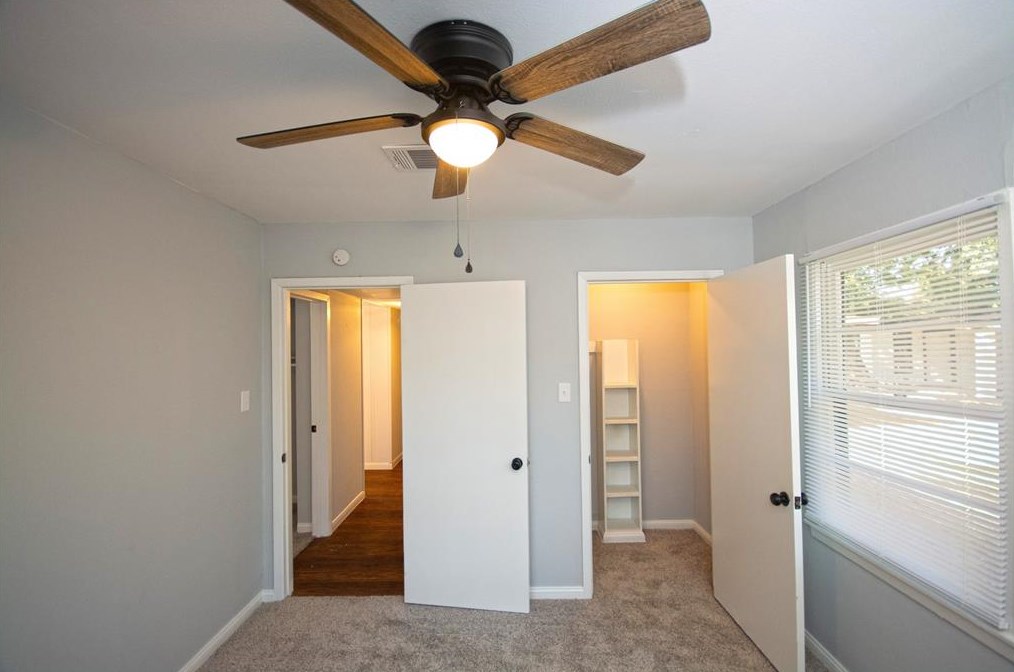 515 Mobile Dr, Pasadena TX 77506-1718 exterior