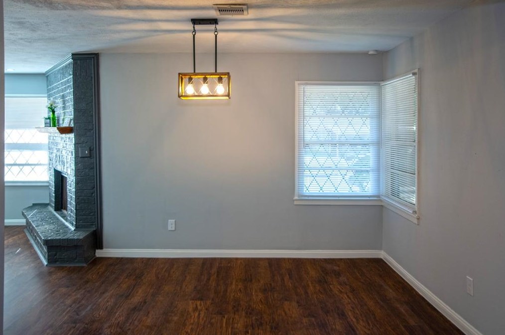 515 Mobile Dr, Pasadena TX 77506-1718 exterior