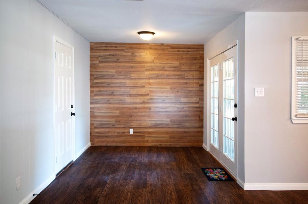 515 Mobile Dr, Pasadena TX 77506-1718 exterior