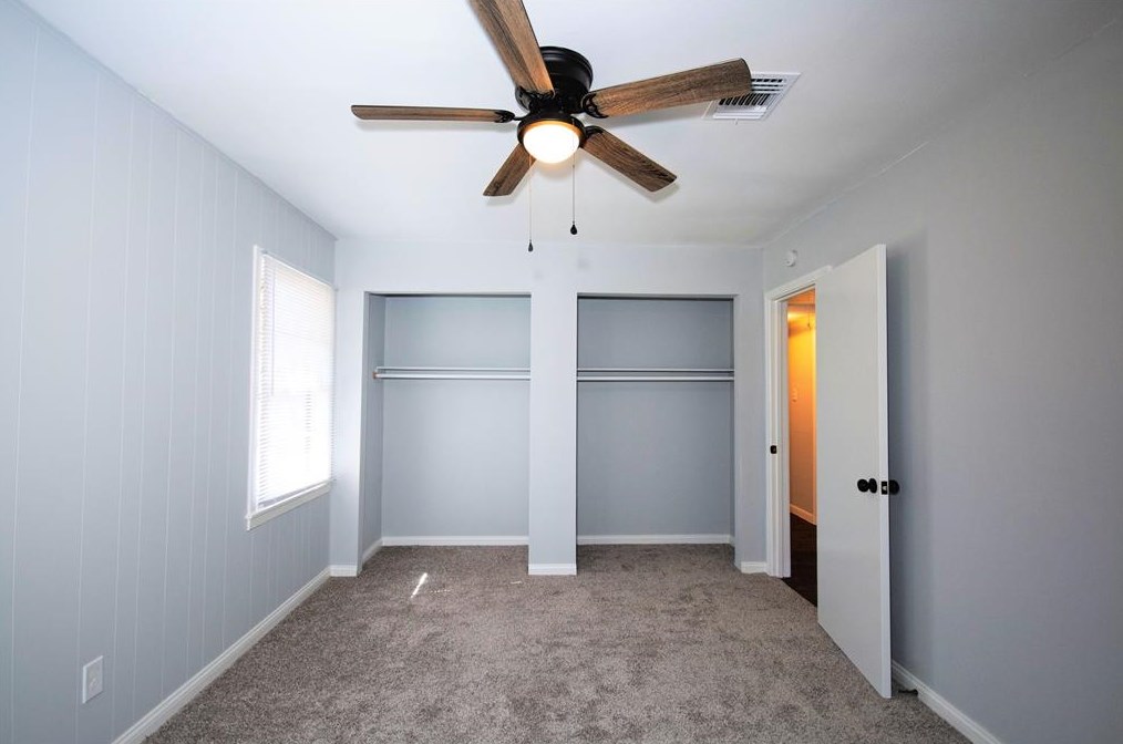 515 Mobile Dr, Pasadena TX 77506-1718 exterior