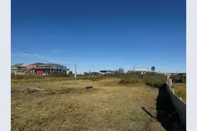 1076 Van Sant, Gilchrist, TX 77617 - Photo 3