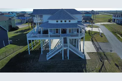 1117 Guppy, Crystal Beach, TX 77650 - Photo 17