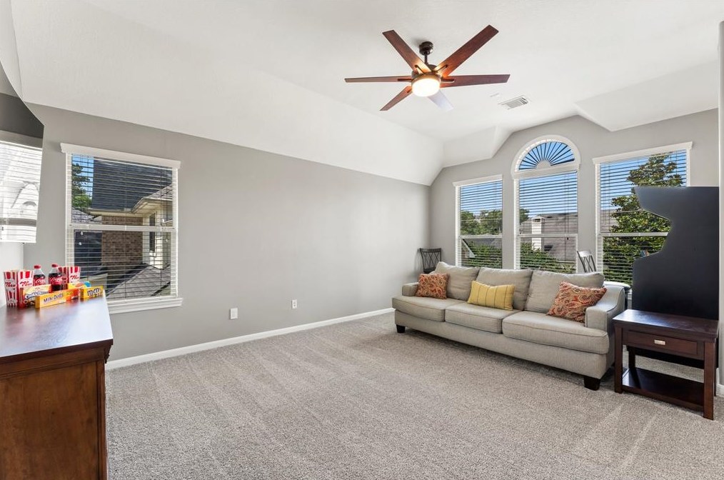 15811 Maple Shr Dr, Houston TX  77044-4485 exterior