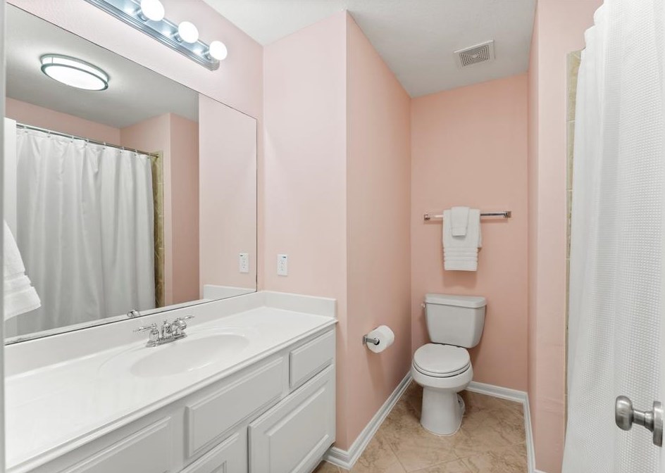 15811 Maple Shr Dr, Houston TX  77044-4485 exterior