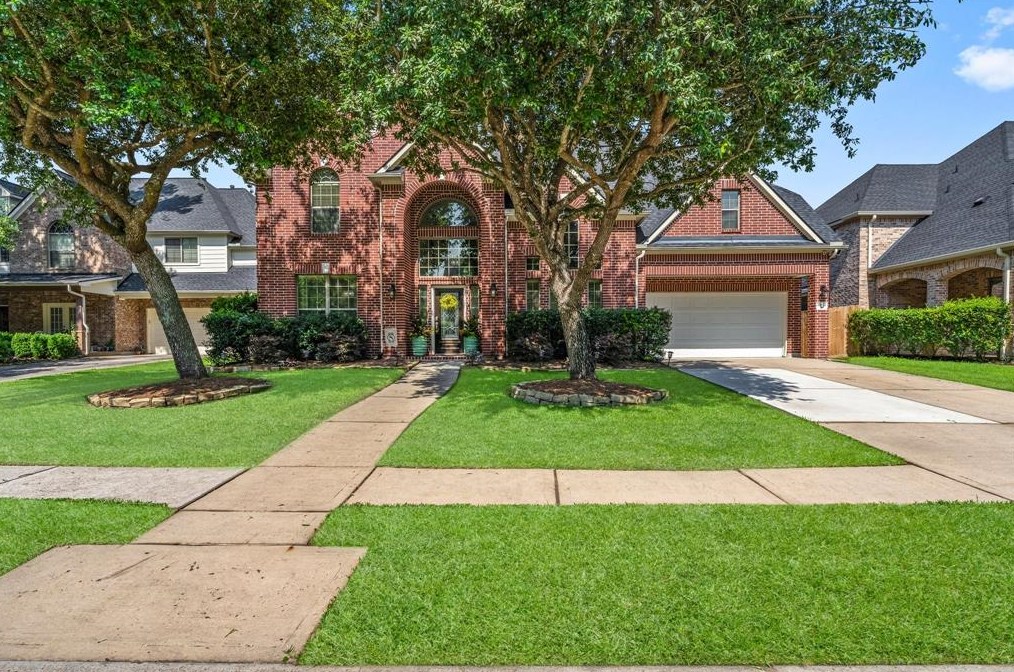 15811 Maple Shr Dr, Houston TX  77044-4485 exterior