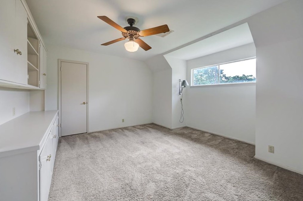 12719 Pebblebrook Dr, Houston TX  77024-4024 exterior