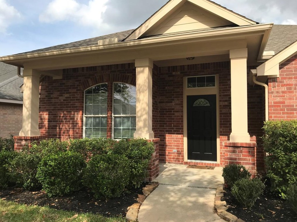 10710 Gilford Crest Dr, Spring TX  77379-3073 exterior