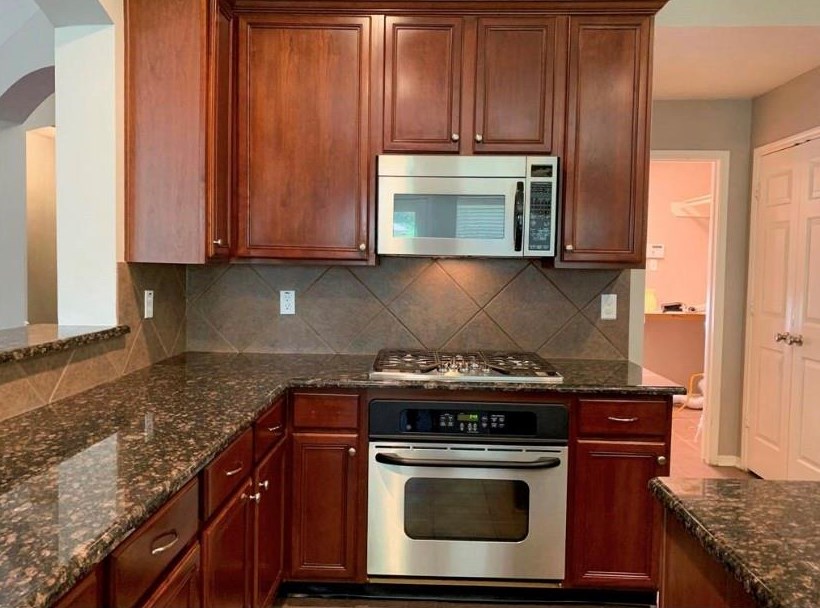 7 Wild Orchid Ct, Conroe TX  77385-3558 exterior