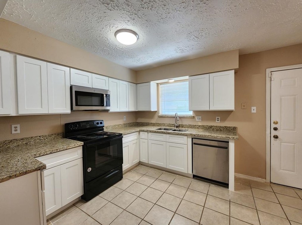 4522 Mossygate Dr, Spring TX  77373-9317 exterior