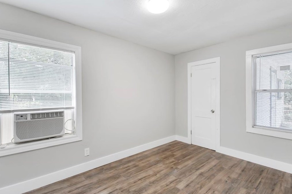 5206 Rapido, Houston TX  77033-2640 exterior
