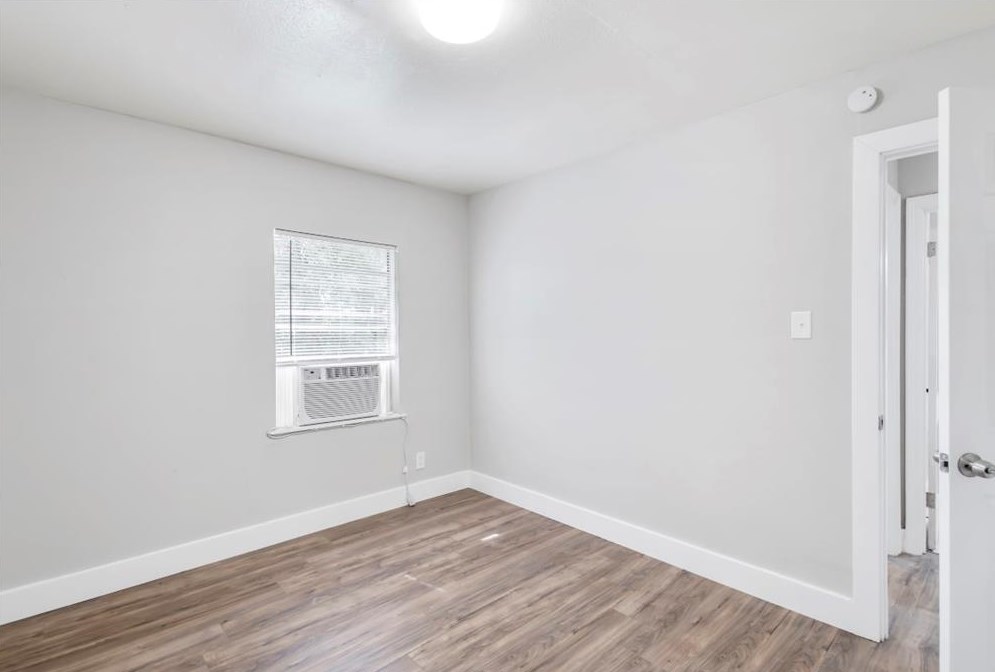 5206 Rapido, Houston TX  77033-2640 exterior