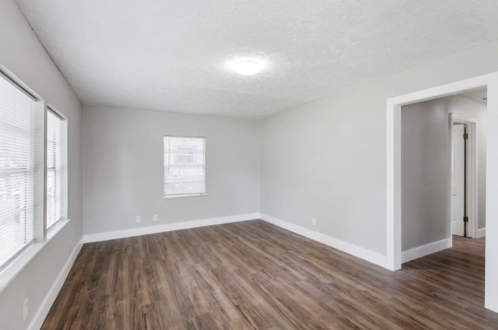 5206 Rapido, Houston TX  77033-2640 exterior