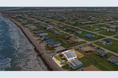 418 Beach Drive, Surfside Beach, TX 77541 - Photo 45