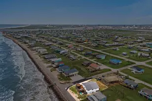 418 Beach Dr, Surfside Beach, TX 77541 - Photo 45