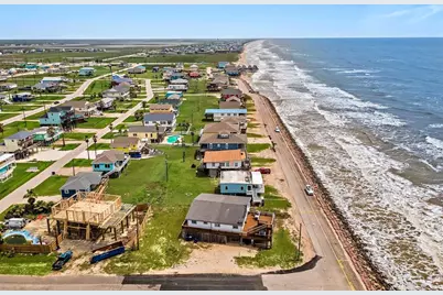 418 Beach Drive, Surfside Beach, TX 77541 - Photo 39