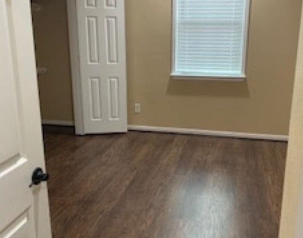 6906 Mcwilliams Dr, Houston TX  77091-1840 exterior