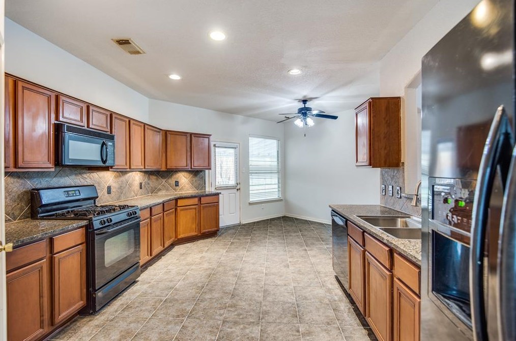 18214 Maple Arbor Ct, Cypress TX 77429-5245 exterior