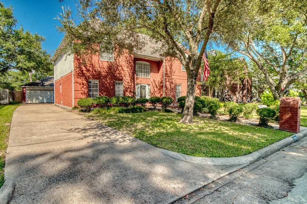 20314 Hampshire Rocks Dr, Katy TX  77450-3040 exterior