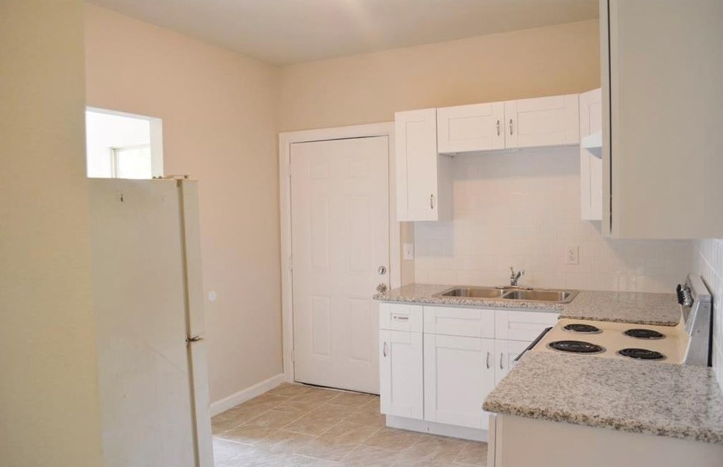 3429 Stonewall St, Houston TX  77020-8336 exterior