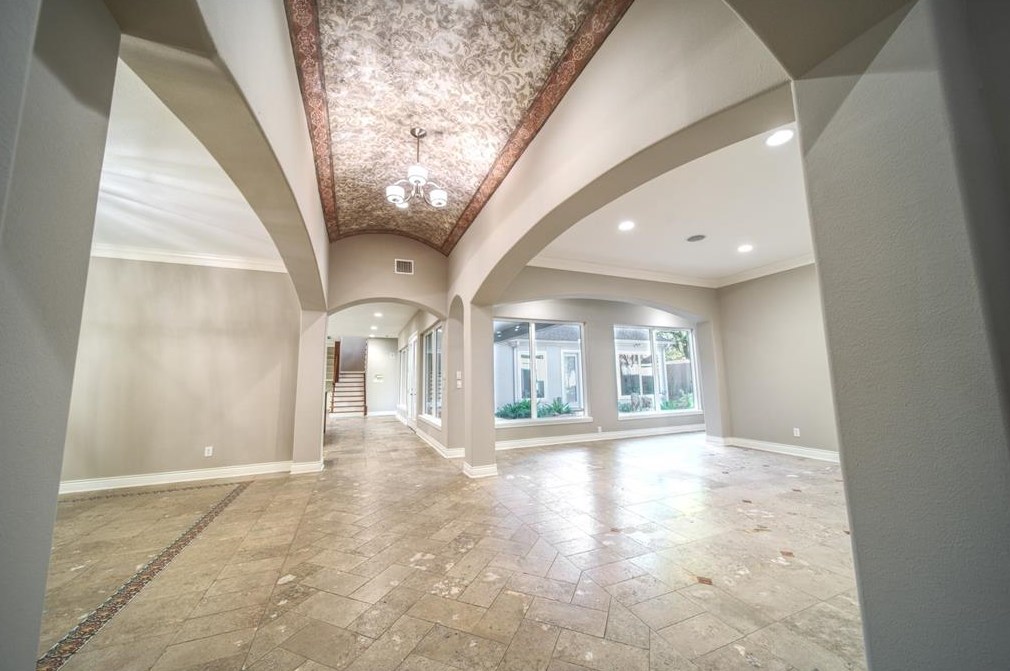 910 Peachwood Bend Dr, Houston TX  77077-1555 exterior