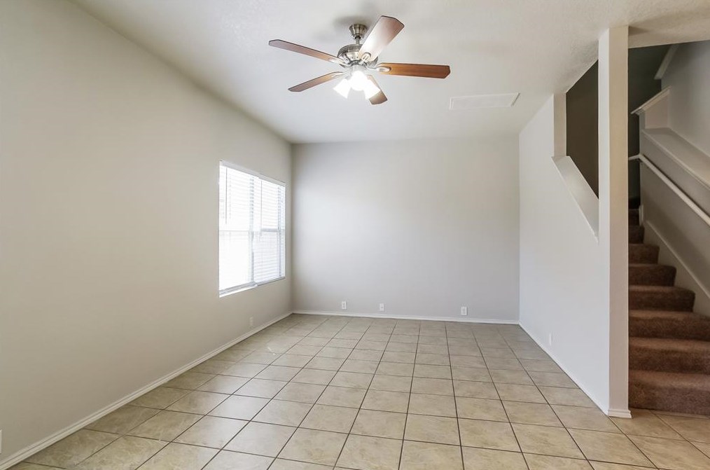2114 Village Crossing Trl, Spring TX  77373-7673 exterior