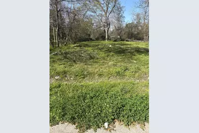 1043 Lincoln Street, Beaumont, TX 77701 - Photo 1