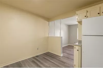 1401 Avenue O #F, Huntsville, TX 77340 - Photo 7