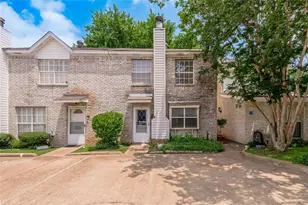 1401 Ave O, Huntsville, TX 77340 - Photo 1