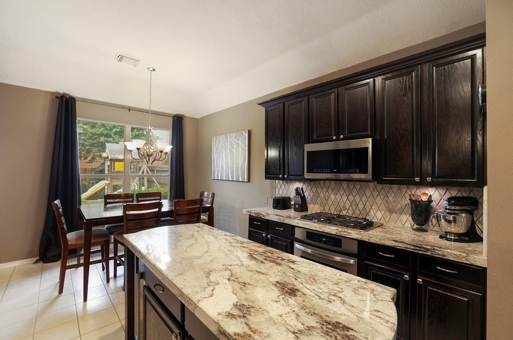 12134 Cyn Ml Dr, Houston TX  77095-6520 exterior