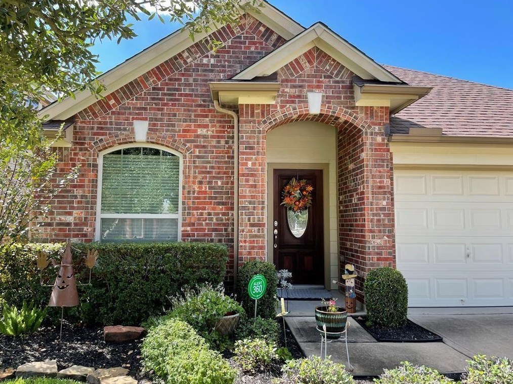 21815 Saragosa Pond Ln, Spring TX  77379-6688 exterior
