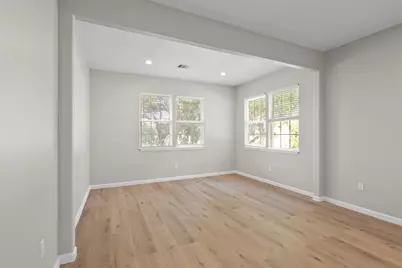 2828 Avenue O 1/2, Galveston, TX 77550 - Photo 7