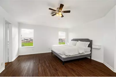 2042 Mickle Creek Drive, Houston, TX 77049 - Photo 15