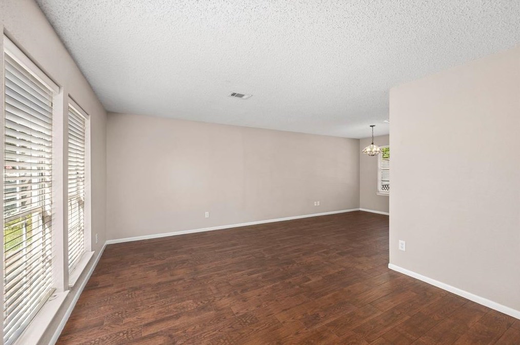 18066 Sagecroft Dr, Houston TX 77084-6724 exterior